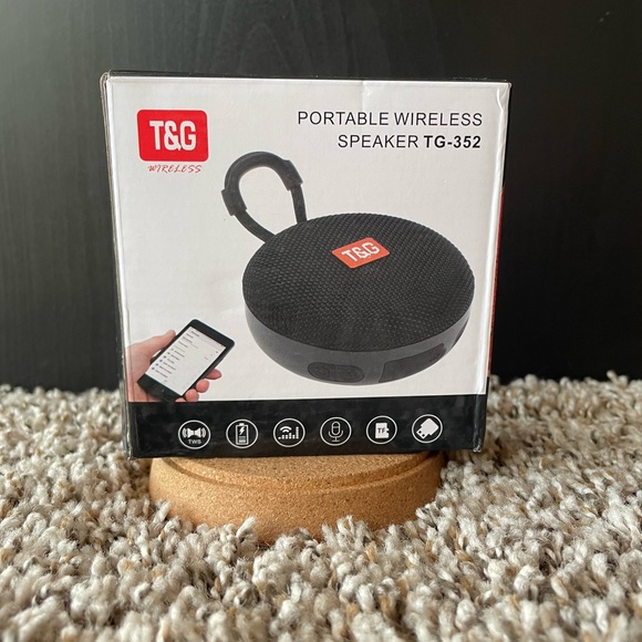 Brand New Mini Wireless Speaker, Waterproof and Dust-proof - Picture 3 of 7